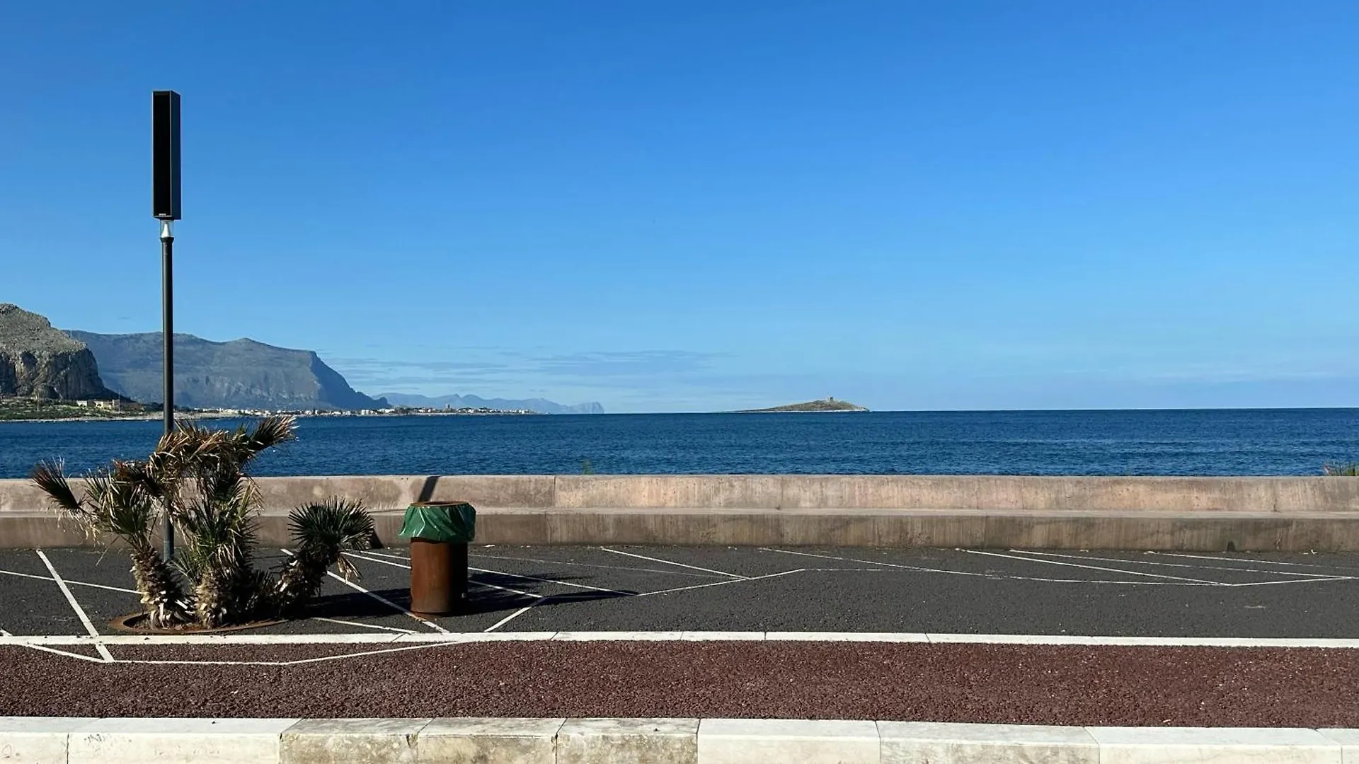 Appartamento Casa Punta Barcarello, Sferracavallo Fronte Mare E Tramonti Da Sogno, A Due Passi Dalla Splendida Spiaggia Di Mondello Palermo